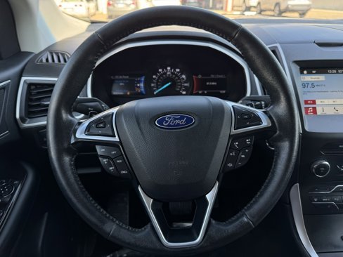 Used 2017 Ford Edge SEL w/ Equipment Group 201A image 21