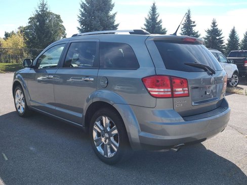 Used 2010 Dodge Journey R/T w/ Flexible Seating Group image 23