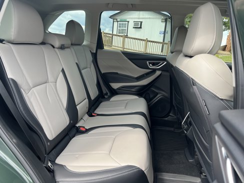 Used 2022 Subaru Forester Limited image 12