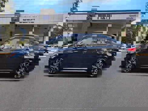 Used 2022 Toyota Corolla SE image 3