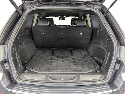 Used 2019 Jeep Grand Cherokee Limited image 29