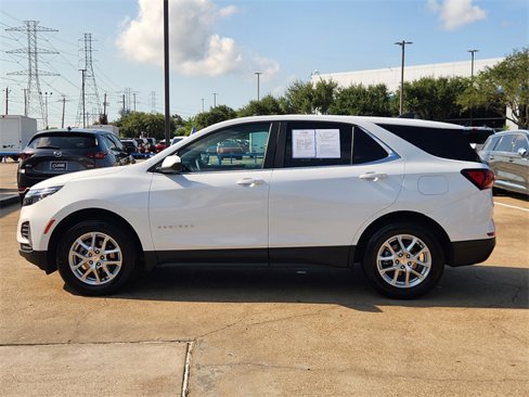 Used 2023 Chevrolet Equinox LT w/ Driver Convenience Package image 4
