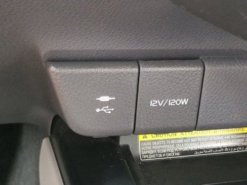 Used 2019 Toyota Camry SE image 20