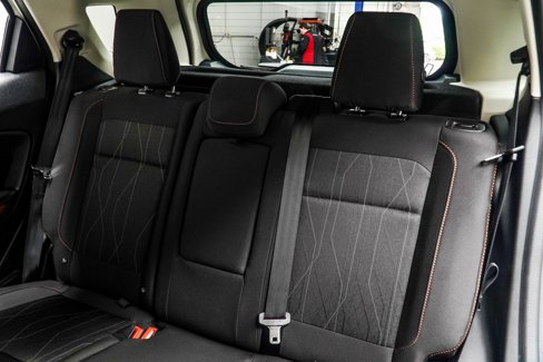 Used 2021 Ford EcoSport SE w/ SE Appearance Package image 35