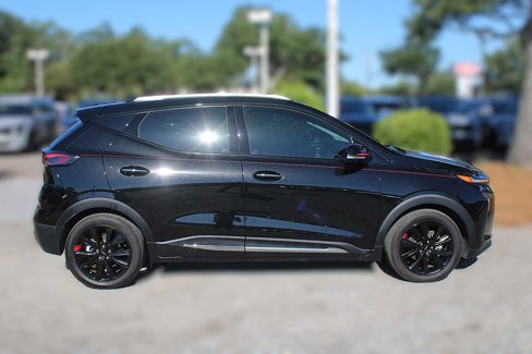Used 2023 Chevrolet Bolt EUV Premier w/ Sun & Sound Package image 5