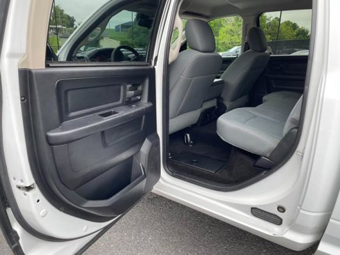 Used 2015 RAM 2500 Tradesman w/ Chrome Appearance Group image 20