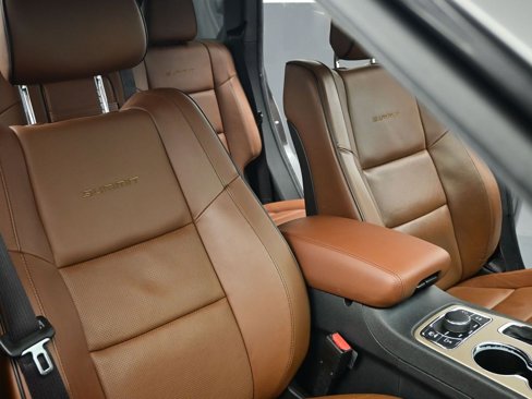 Used 2016 Jeep Grand Cherokee Summit w/ Platinum Series Group image 23