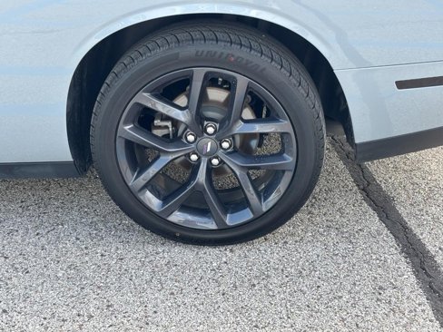 Used 2021 Dodge Challenger SXT w/ Blacktop Package image 10