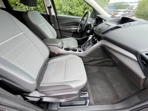 Used 2015 Ford Escape SE image 11