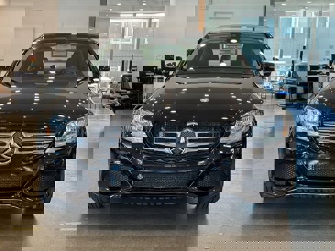 Used 2016 Mercedes-Benz C 300 Sedan image 2
