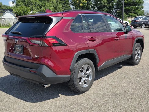 Used 2023 Toyota RAV4 XLE image 5