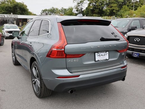 Used 2019 Volvo XC60 T5 Momentum w/ Multimedia Package image 5