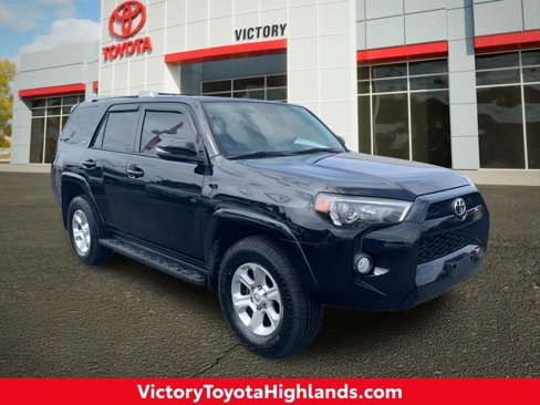 Used 2018 Toyota 4Runner SR5 Premium image 1