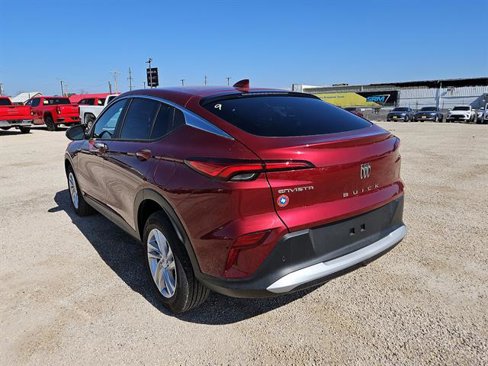 New 2025 Buick Envista Preferred image 2