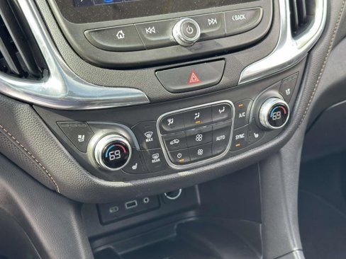 Used 2020 Chevrolet Equinox Premier image 22