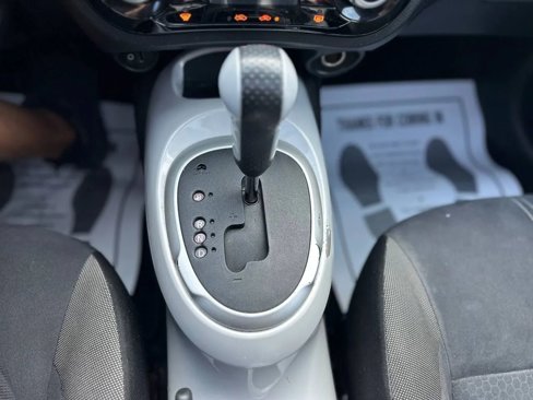 Used 2017 Nissan Juke SV image 46