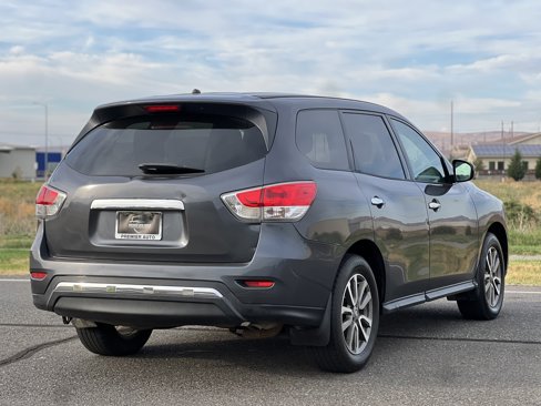 Used 2014 Nissan Pathfinder S image 6