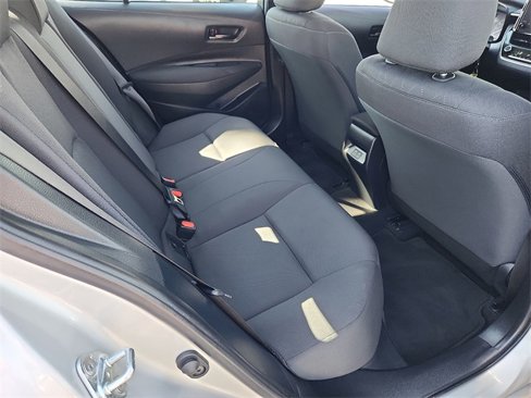 Used 2024 Toyota Corolla LE image 21