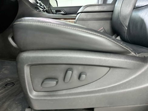 Used 2017 Chevrolet Tahoe LT image 14