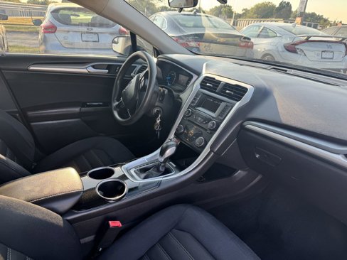 Used 2013 Ford Fusion SE image 13