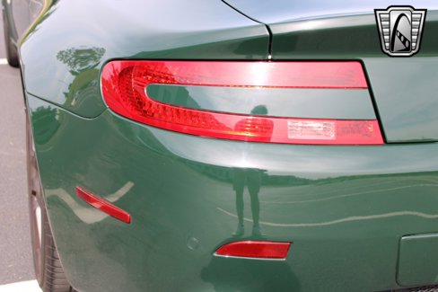 Used 2007 Aston Martin V8 Vantage Coupe image 12