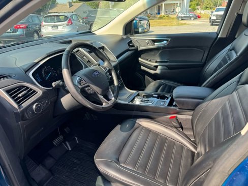 Used 2020 Ford Edge SEL image 16