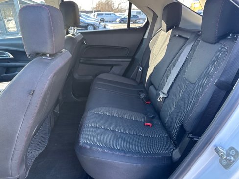 Used 2017 Chevrolet Equinox LT image 18
