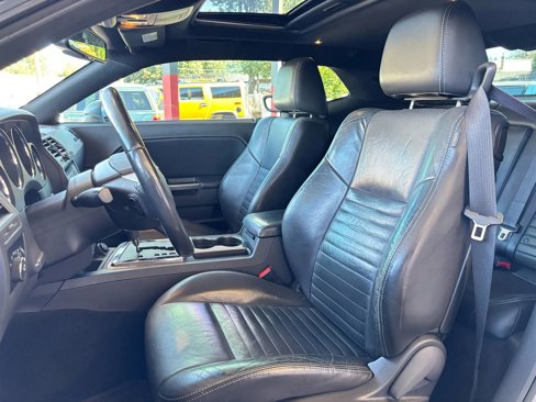 Used 2013 Dodge Challenger SXT Plus image 14