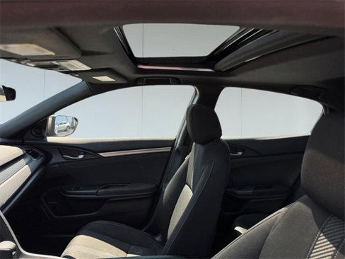 Used 2018 Honda Civic EX image 11