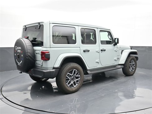 Used 2024 Jeep Wrangler Sahara w/ Technology Group image 20