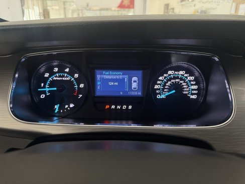 Used 2015 Ford Taurus SEL image 15