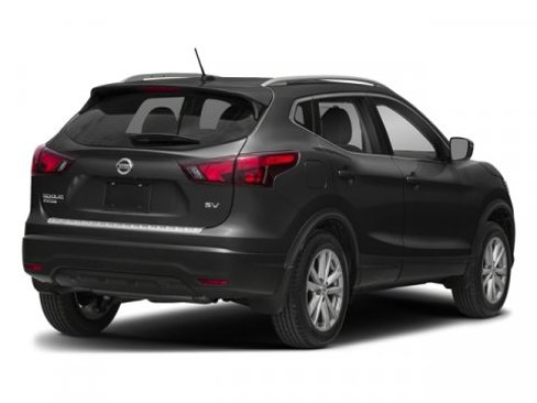Used 2018 Nissan Rogue Sport S image 2