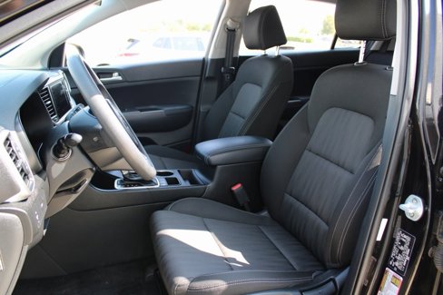 Used 2020 Kia Sportage LX image 7
