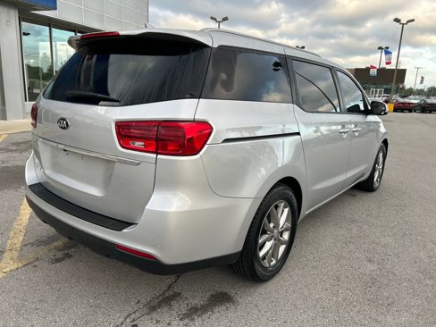 Used 2019 Kia Sedona EX image 8