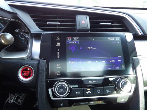 Used 2017 Honda Civic Touring image 17