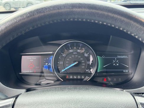 Used 2018 Ford Explorer XLT w/ Equipment Group 202A image 18