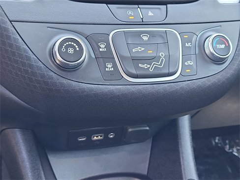 Used 2024 Chevrolet Malibu LS image 13