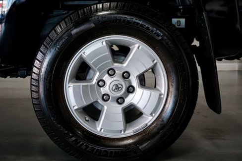 Used 2015 Toyota Tacoma 4x4 Double Cab image 38
