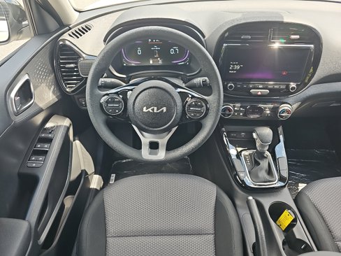 New 2025 Kia Soul S image 10