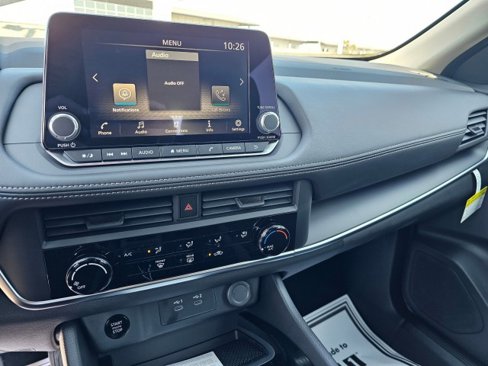 New 2025 Nissan Rogue S image 39