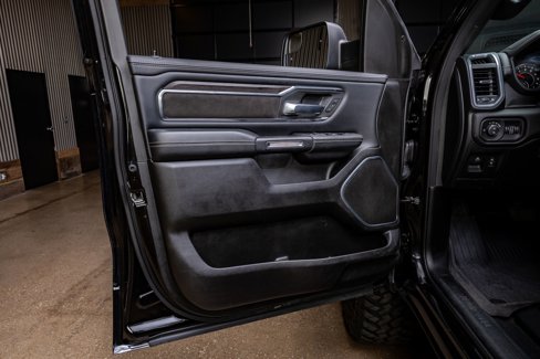 Used 2025 RAM 1500 Laramie image 37