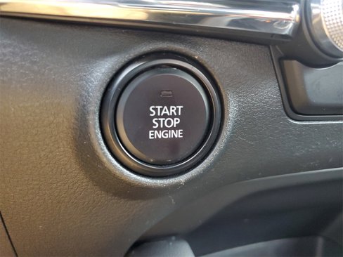 Used 2023 MAZDA MAZDA3 s image 34