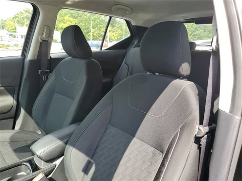 Used 2024 Nissan Kicks SV image 16