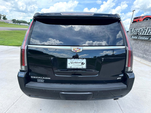 Used 2015 Cadillac Escalade ESV Platinum image 4
