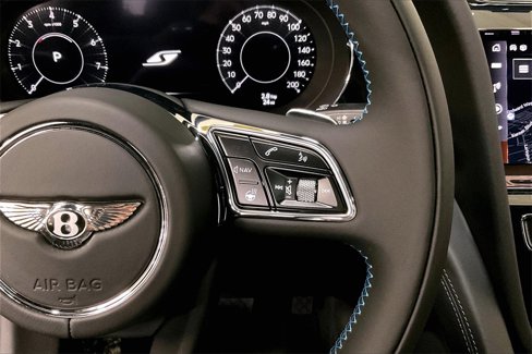 New 2024 Bentley Bentayga image 23
