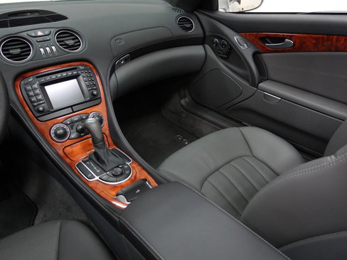 Used 2004 Mercedes-Benz SL 55 AMG image 8