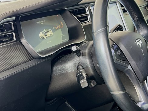 Used 2014 Tesla Model S 60 image 10