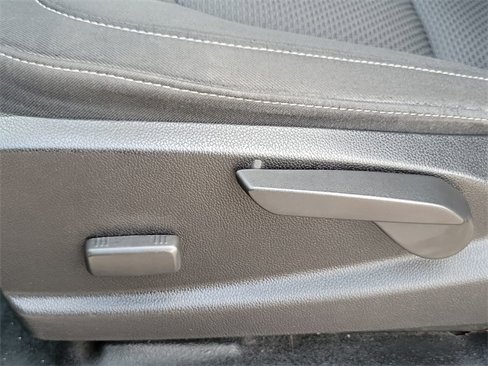 Certified 2021 Chevrolet Colorado LT w/ Fleet Safety Package image 33