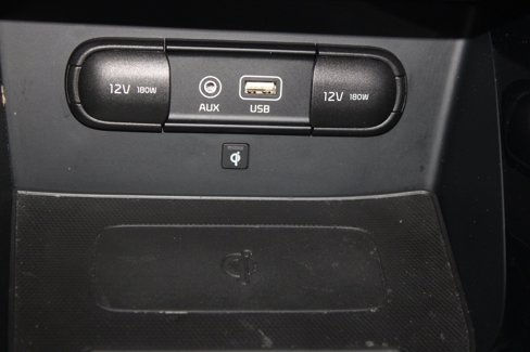 Used 2019 Kia Niro Touring image 29