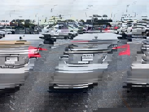 Used 2013 Chrysler 200 Touring image 6